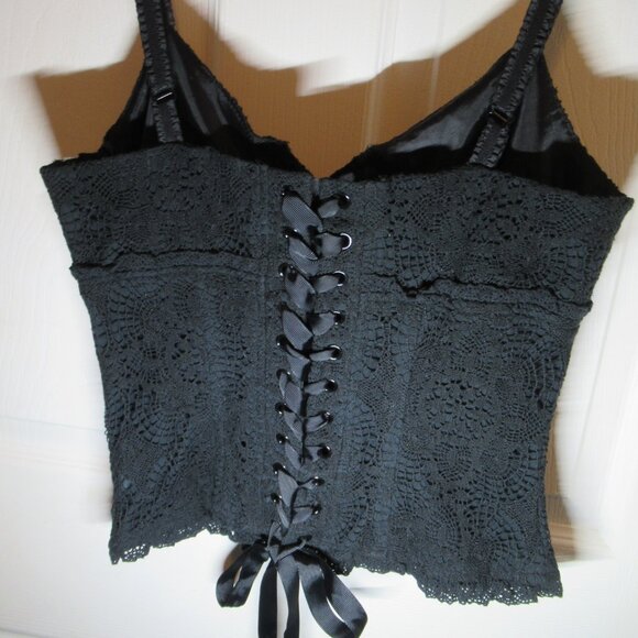 Blacklist Lip Service Lace Crochet Corset Lacing Witchy Goth Rare Top Bustier - Picture 11 of 16